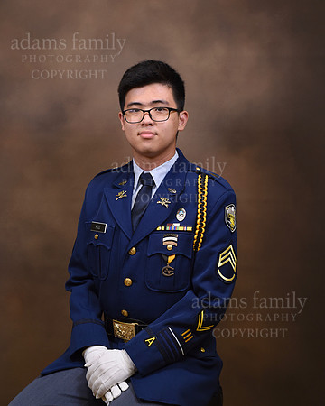 Qinyao Hou